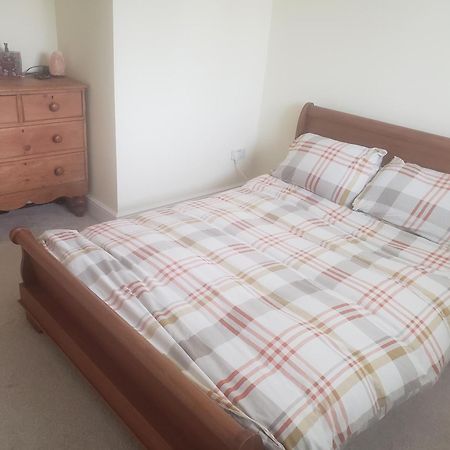 Spacious, Private Room Helmdon المظهر الخارجي الصورة